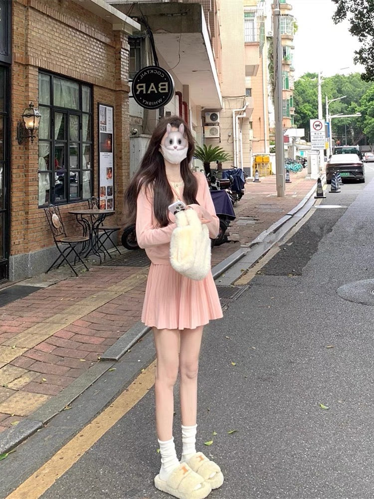 Autumn wear a complete set of pink milk sweater cardigan pleated skirt suit female niche gentle temperament two-piece set