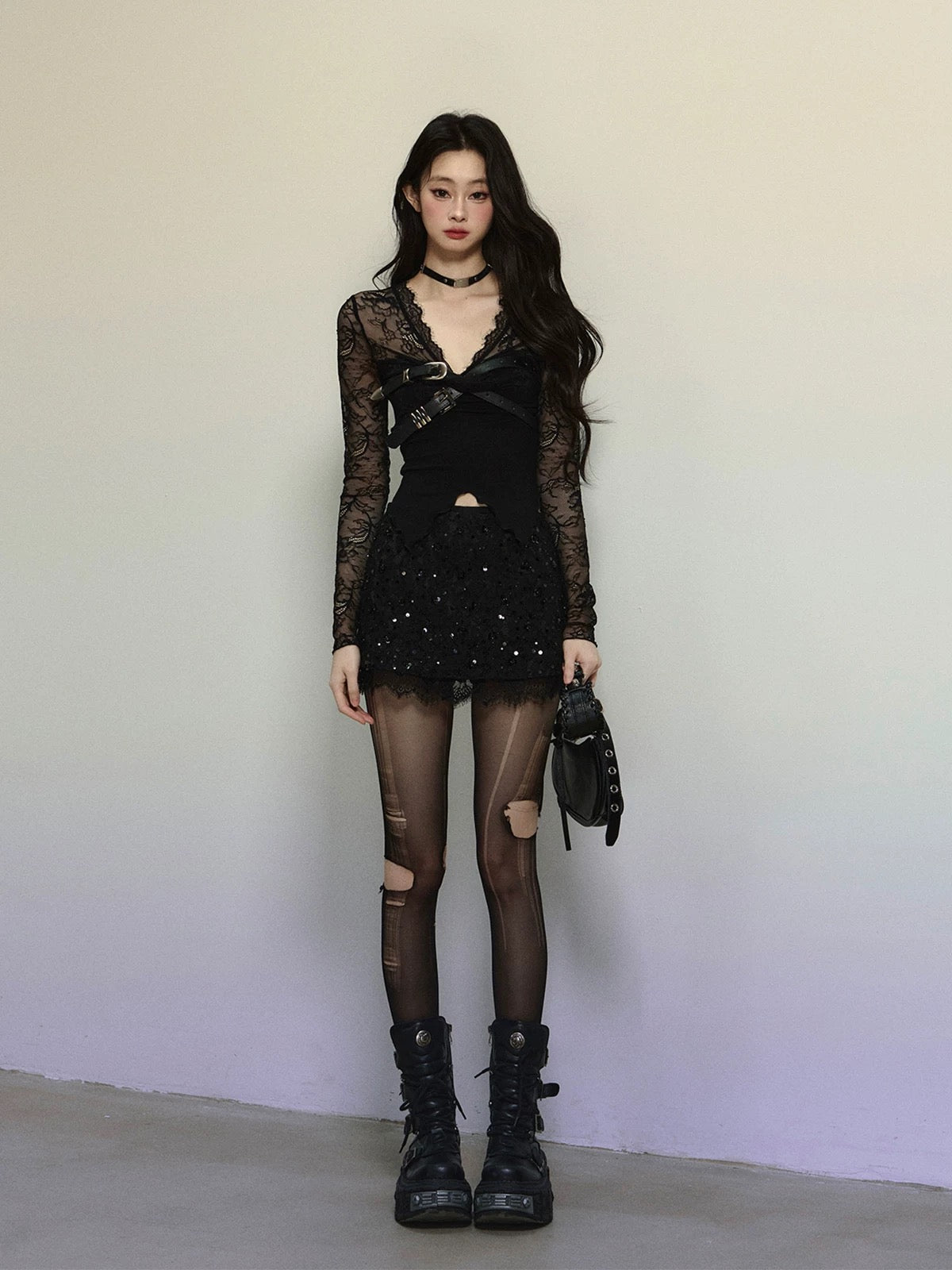 Young and smart legs, beautiful French lace hot girl skirt female autumn and winter A-line slim hip skirt short skirt