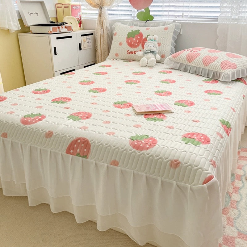 Summer printed bed skirt latex ice silk mat three-piece set princess style bed sheet air conditioning mattress mat machine washable