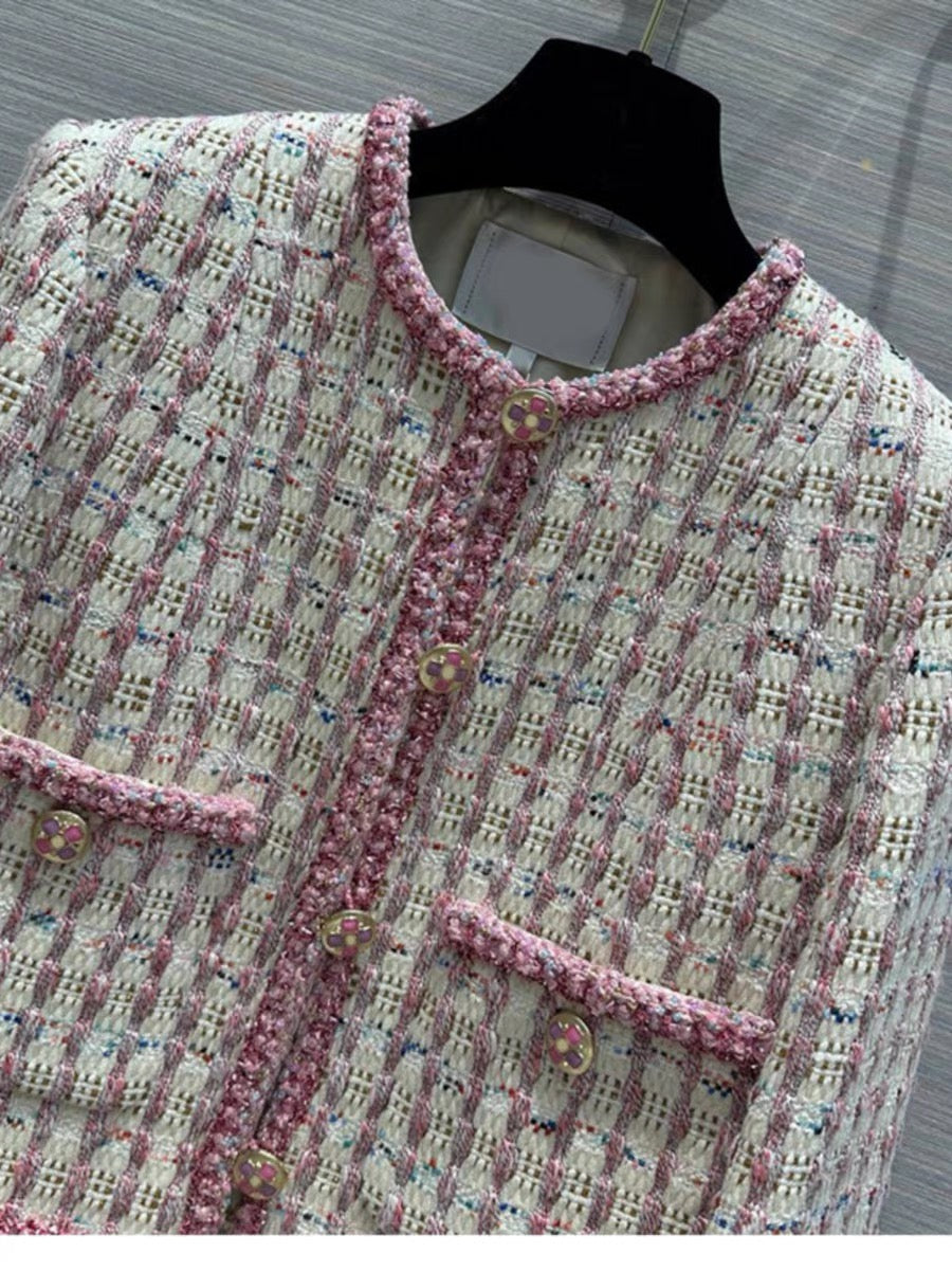 Fashionable temperament and age-reducing girl Xiaoxiangfeng 23 autumn new round neck long sleeve colorful gauze check short casual jacket