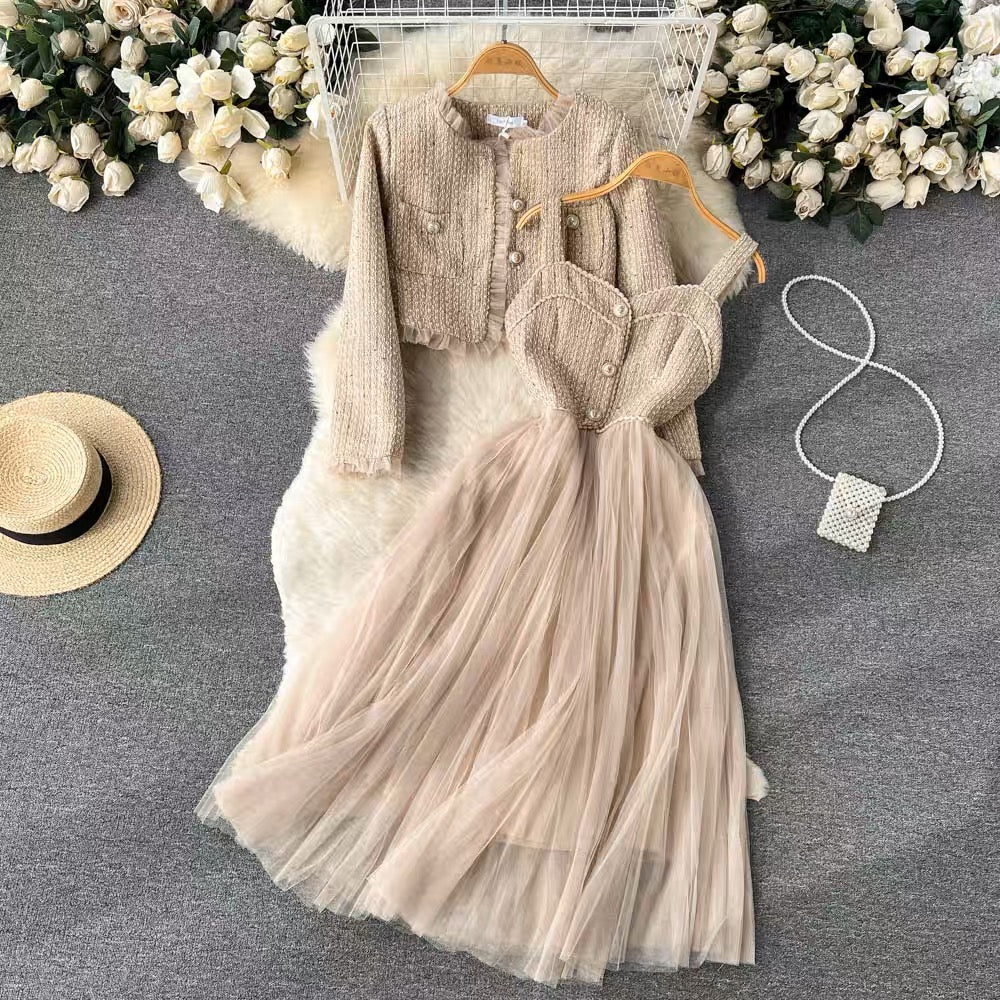 Autumn and winter Xiaoxiangfeng celebrity high-end suit women's short cardigan jacket + suspender mesh dress two-piece set (S0997)