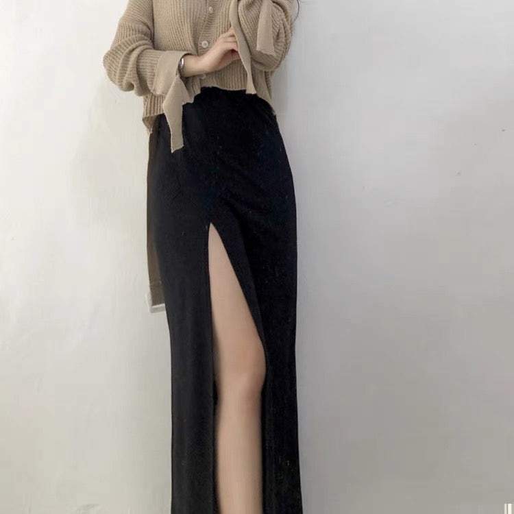 2023 new summer black high-waisted French niche one-piece mid-length slim summer slit skirt for women T3475