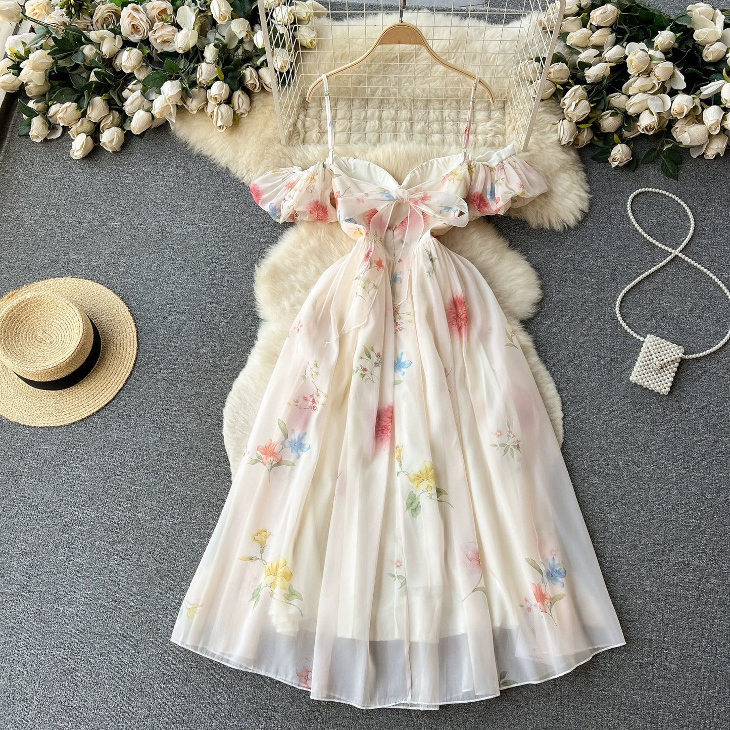 French one-shoulder tube top suspender dress for women in summer gentle style waist-cinching floral puff sleeves mesh fairy skirt