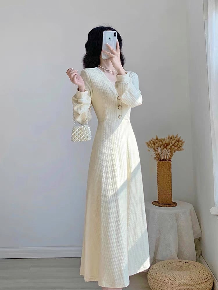 Autumn 2023 new women's skirt French retro waist slimming high-end knitted dress with coat