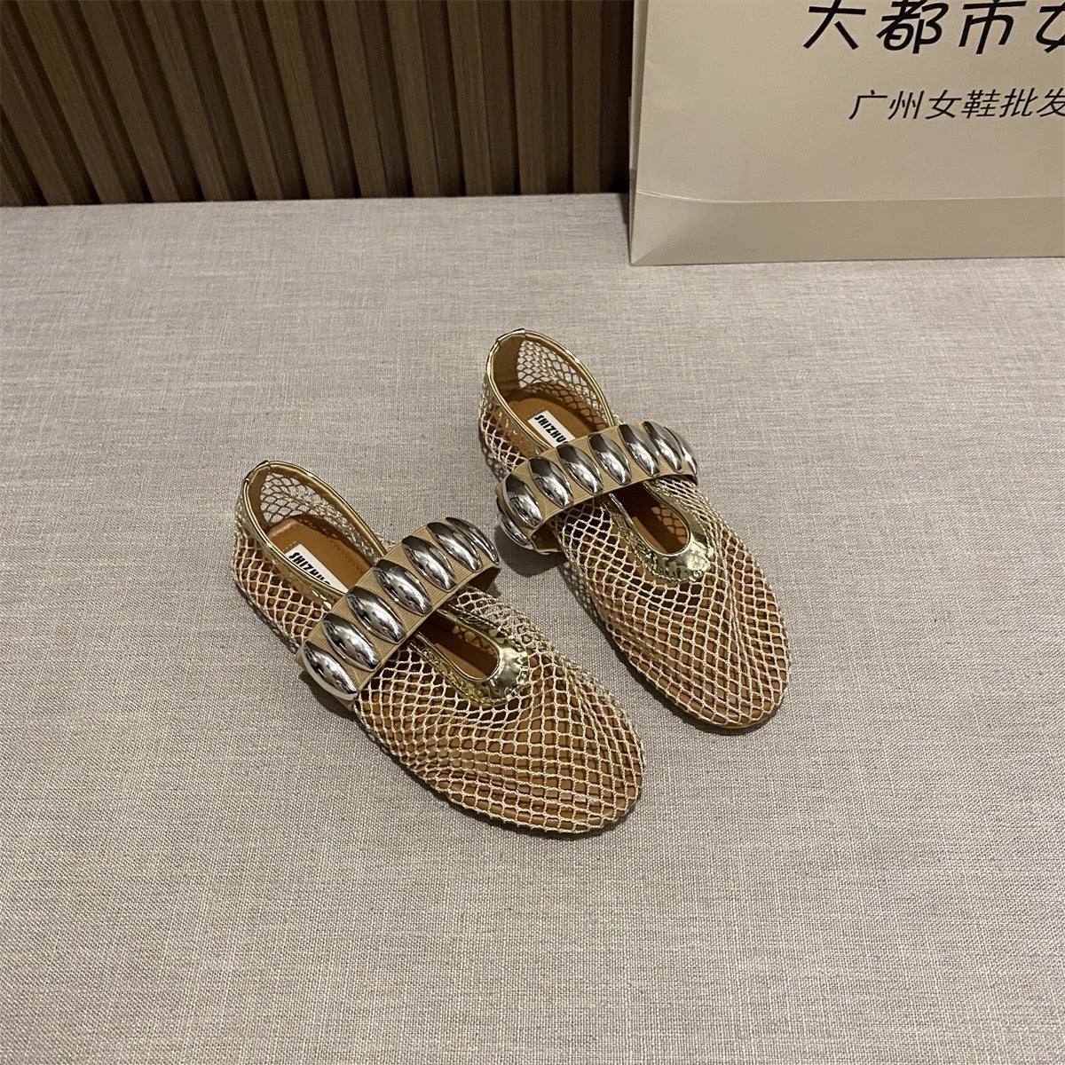 French evening style flat-bottomed niche fairy shoes for outdoor wear 2025 new summer mesh hollow Mary Jane sandals