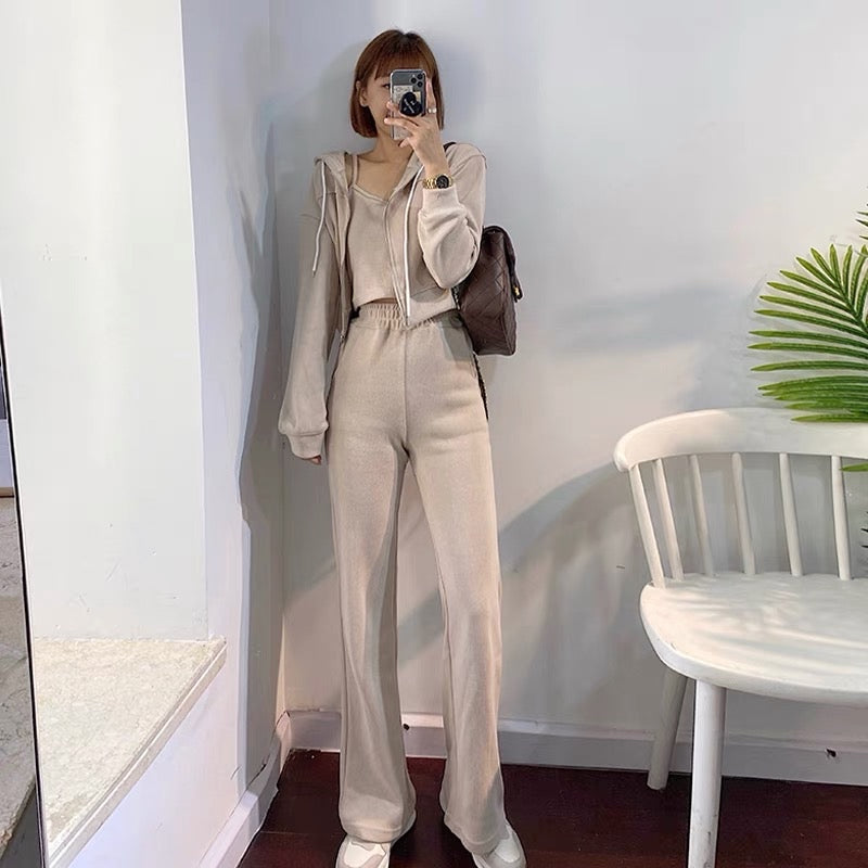 Casual sportswear suit for women 2023 early spring high-end street hooded sweatshirt Internet celebrity temperament royal sister two-piece set