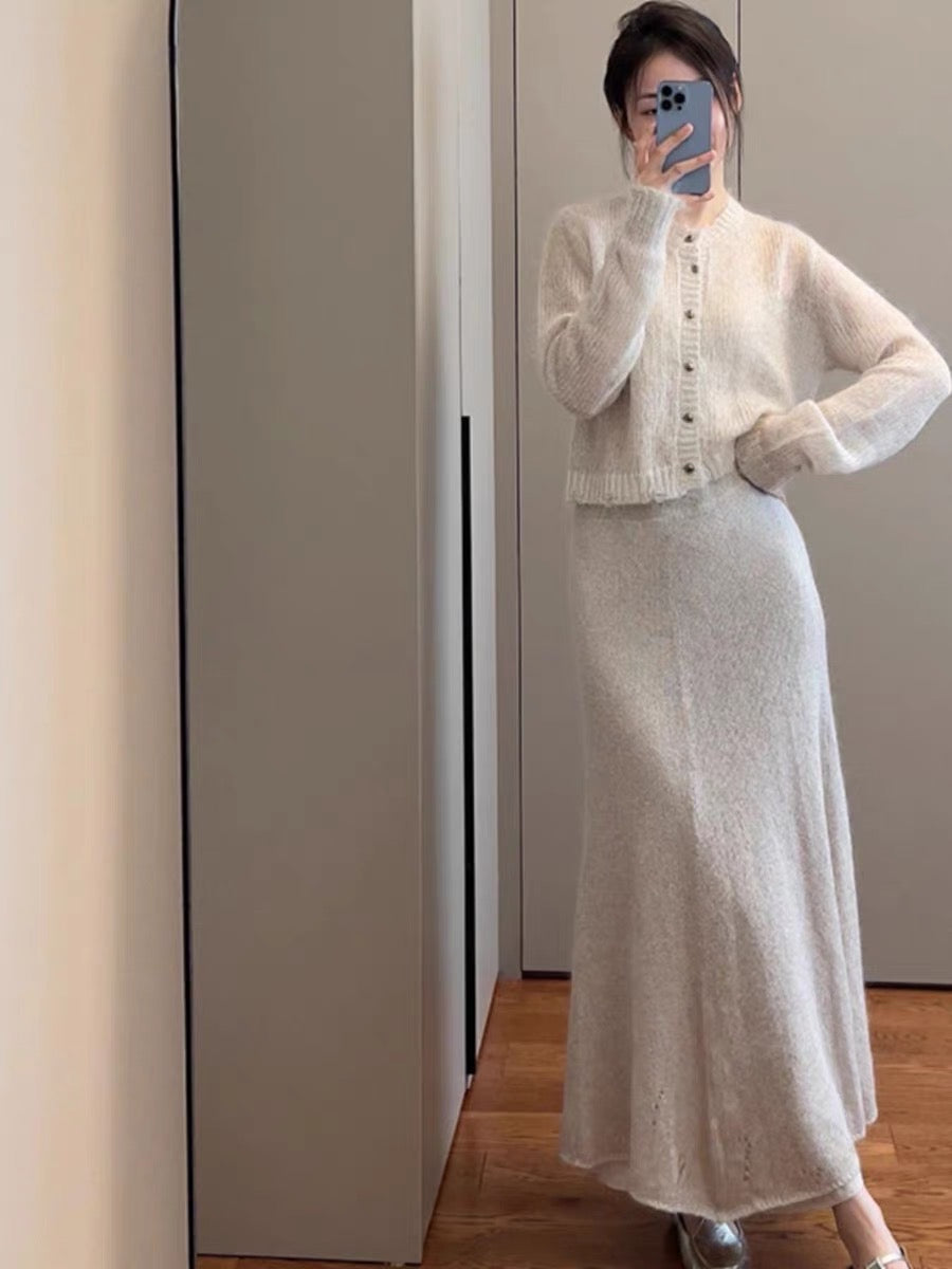 Elegant and fashionable mohair knitted cardigan skirt suit royal sister temperament salty gentle two-piece autumn and winter