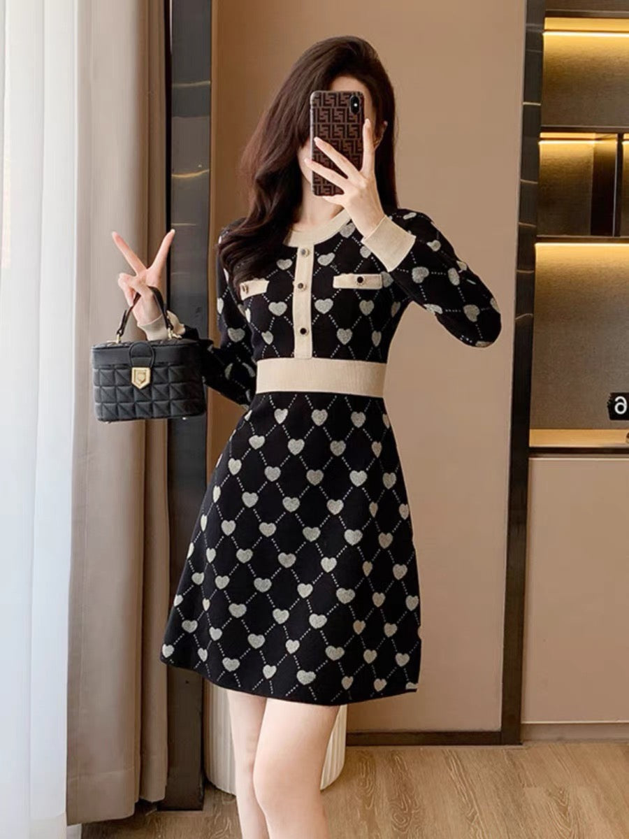 2023 new autumn and winter high-end small fragrance knitted dress women's mid-length slim temperament A-line sweater dress (B8914)
