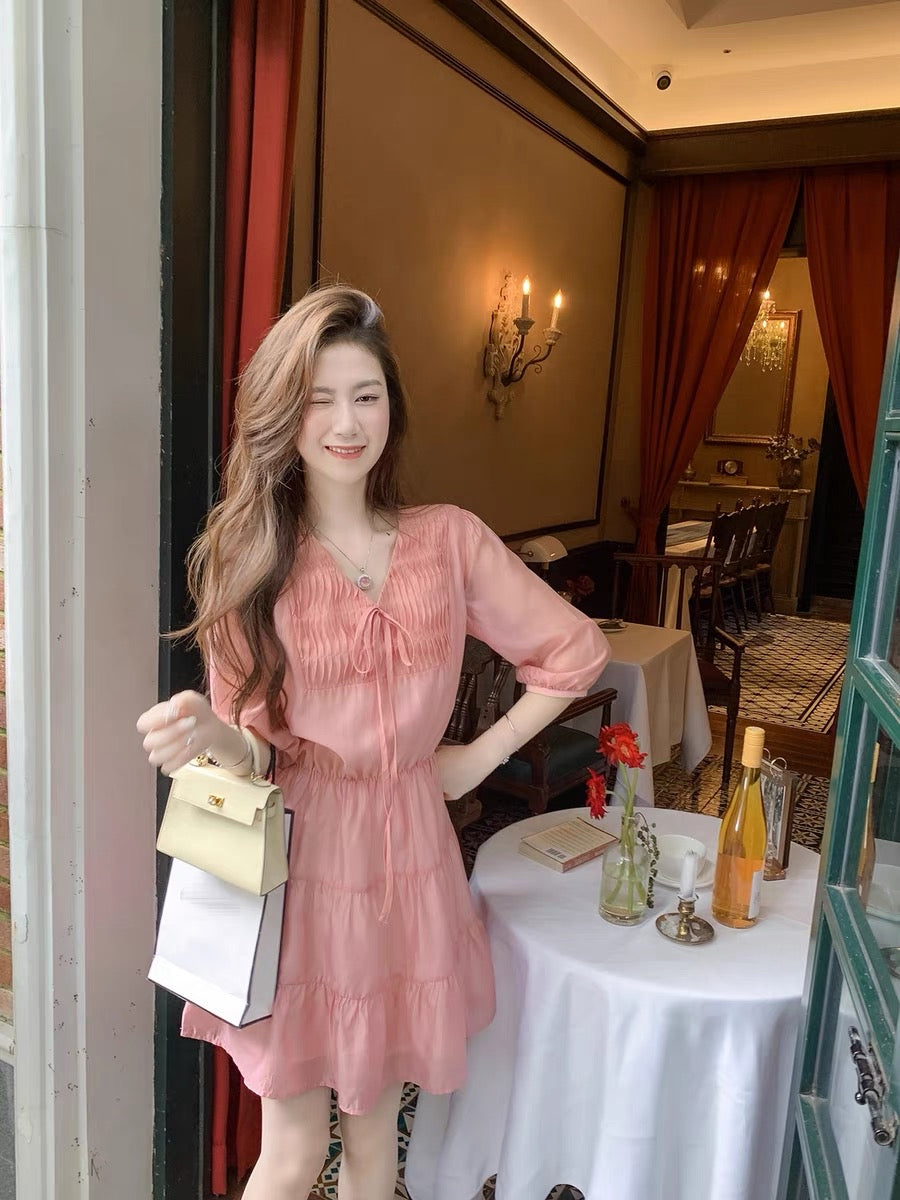 Fish Rabbit's Rabbit Gentle Wind Dress 2023 New Women's Summer Niche Waist Slim V-neck A-line Skirt
