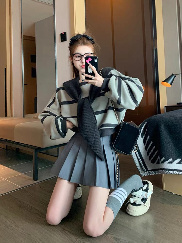 Gray two-piece shawl round neck sweatshirt for women, spring and autumn velvet thickened design niche college style striped top (B6916)