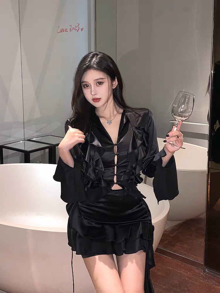 High-cold Royal Sister Style Suit for Women Autumn Ruffled Air Quality Top Hot Girl Looks Slim and Covers Hips Short Skirt Two-piece Set