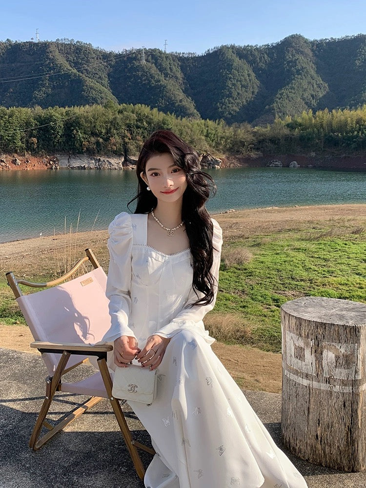 New product No. 4 French elegant white dress women's summer high-end trumpet sleeve butterfly gilding small white dress