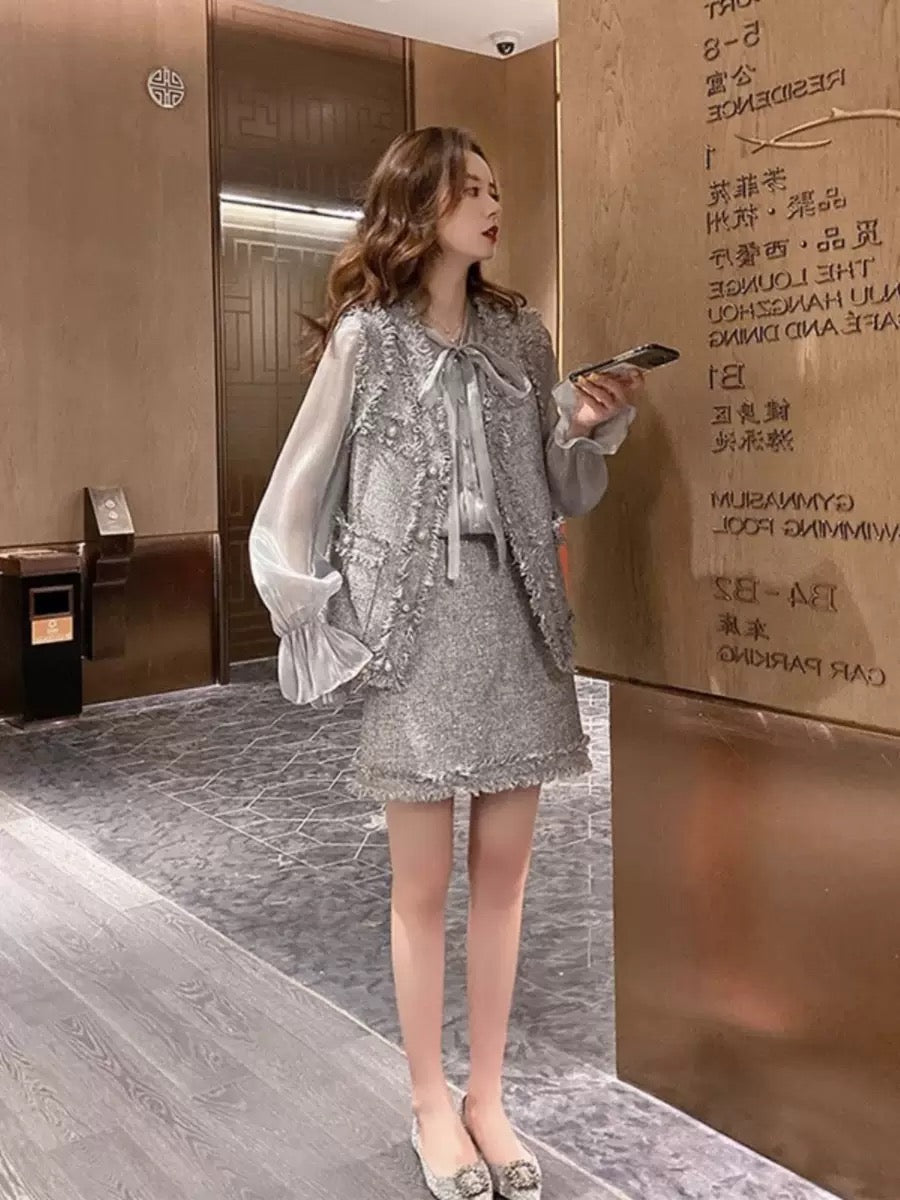 Autumn and winter new style French big-name exquisite celebrity-style shirts, vests, short skirts, three-piece sets with niche design and temperament