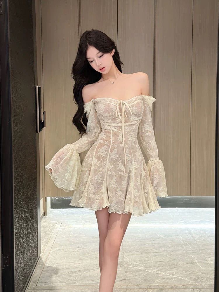 Large size French pure lust sexy lace square neck trumpet sleeve dress female autumn and winter sweet hot girl waist slimming short skirt