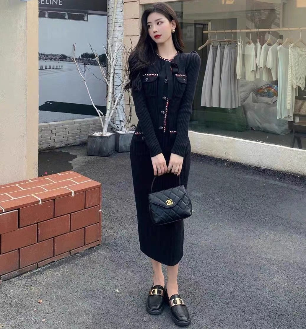 French retro style high-end black long-sleeved knitted dress for women with bow knot and bottoming skirt D9192
