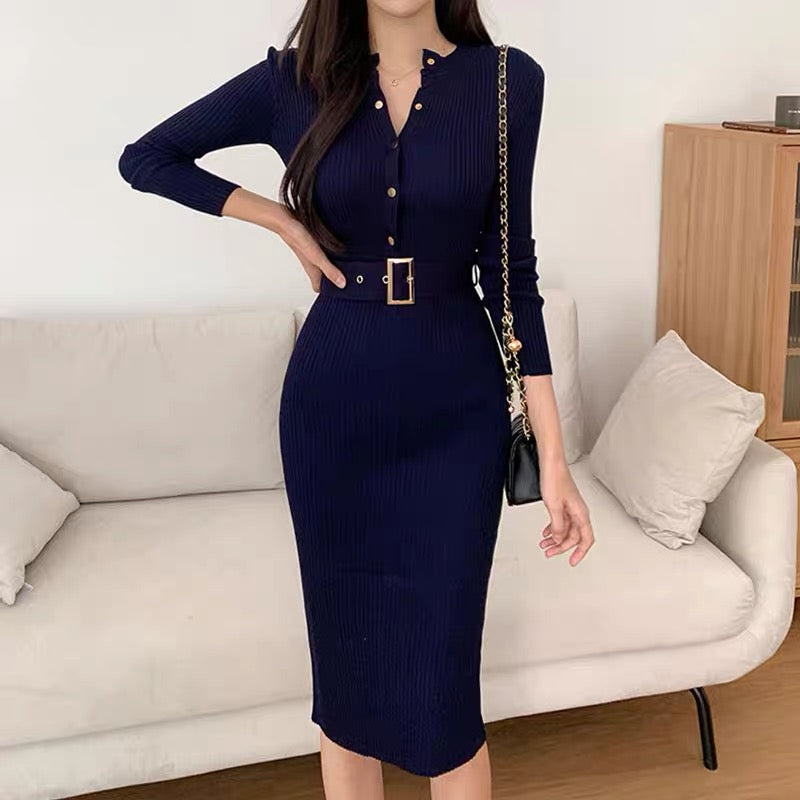 Korean chic autumn elegant and simple round neck slimming long-sleeved knitted hip-covering dress with belt for women