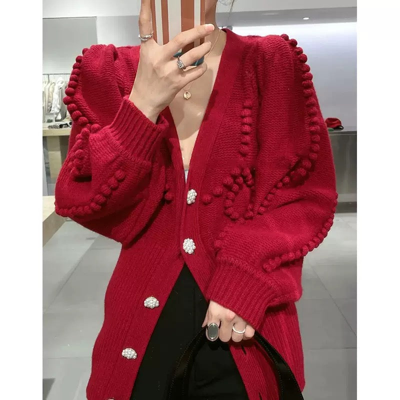 Niche design Christmas red sweater women's autumn and winter heavy industry temperament fashionable pearl spike ball sweater jacket T9492