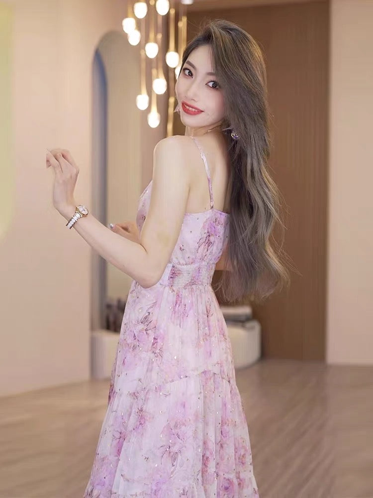 Celebrity suspender skirt female floral dress 2023 new summer high-end temperament light and familiar wind over-the-knee beautiful long skirt
