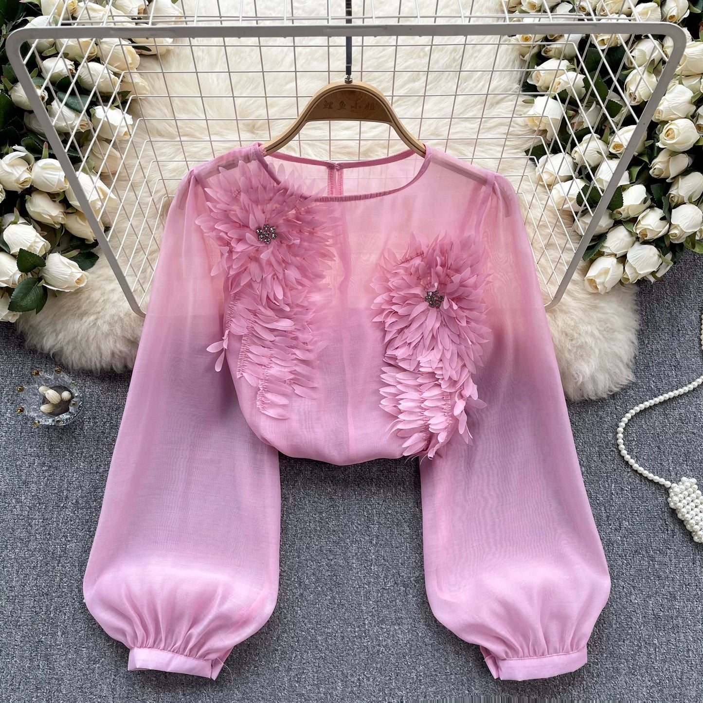 French tops for women 2024 new spring style design three-dimensional flowers slim fit versatile puff sleeve pullover shirt for women