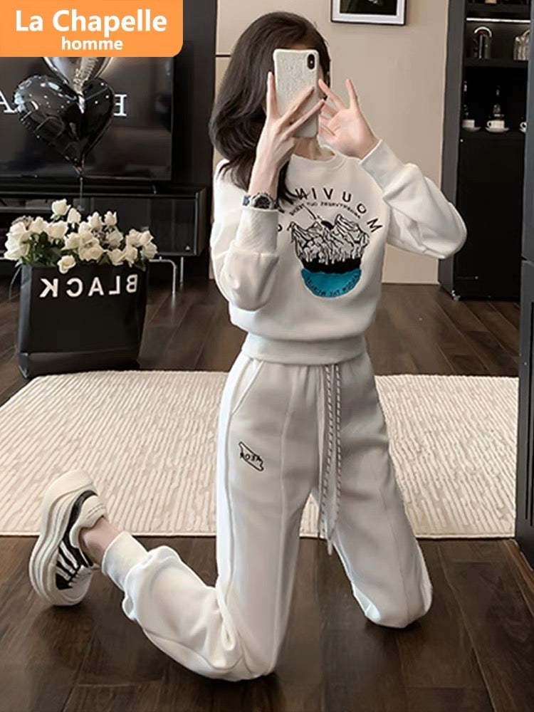 La Chapelle printed long-sleeved casual sports sweatshirt suit for women autumn 2023 new loose and fashionable two-piece set
