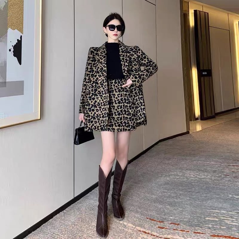 2023 Spring and Autumn New Hong Kong Style Suit Suit Women's Retro Chic Temperament Leopard Print Dress Professional Two-piece Set