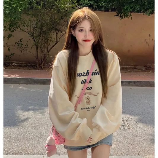 High-end and super good-looking apricot color right shoulder sweatshirt 2023 autumn and winter velvet thickened round neck top for women