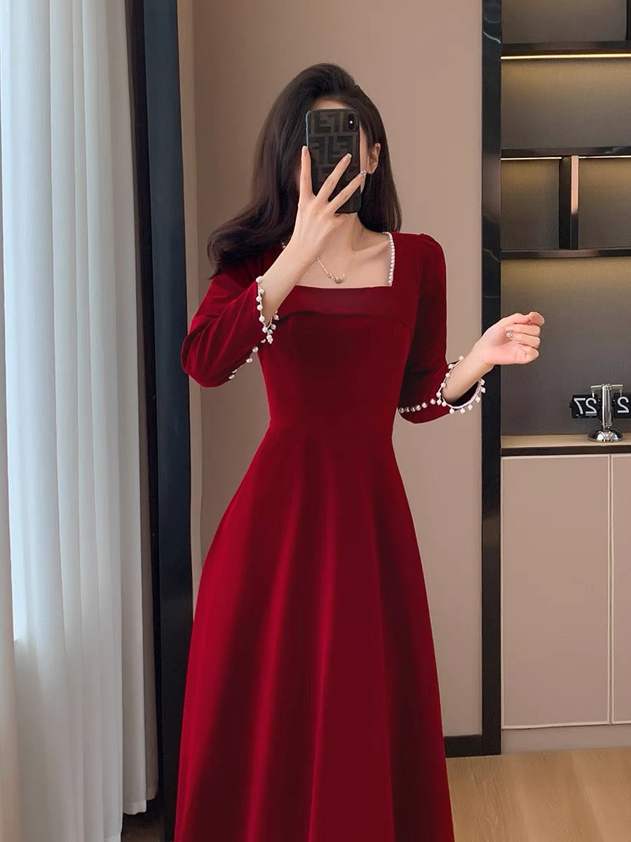 Autumn and winter retro temperament elegant slim velvet long skirt hig Lee Nhi Boutique Autumn and winter retro temperament elegant slim velvet long skirt hig Lee Nhi Boutique