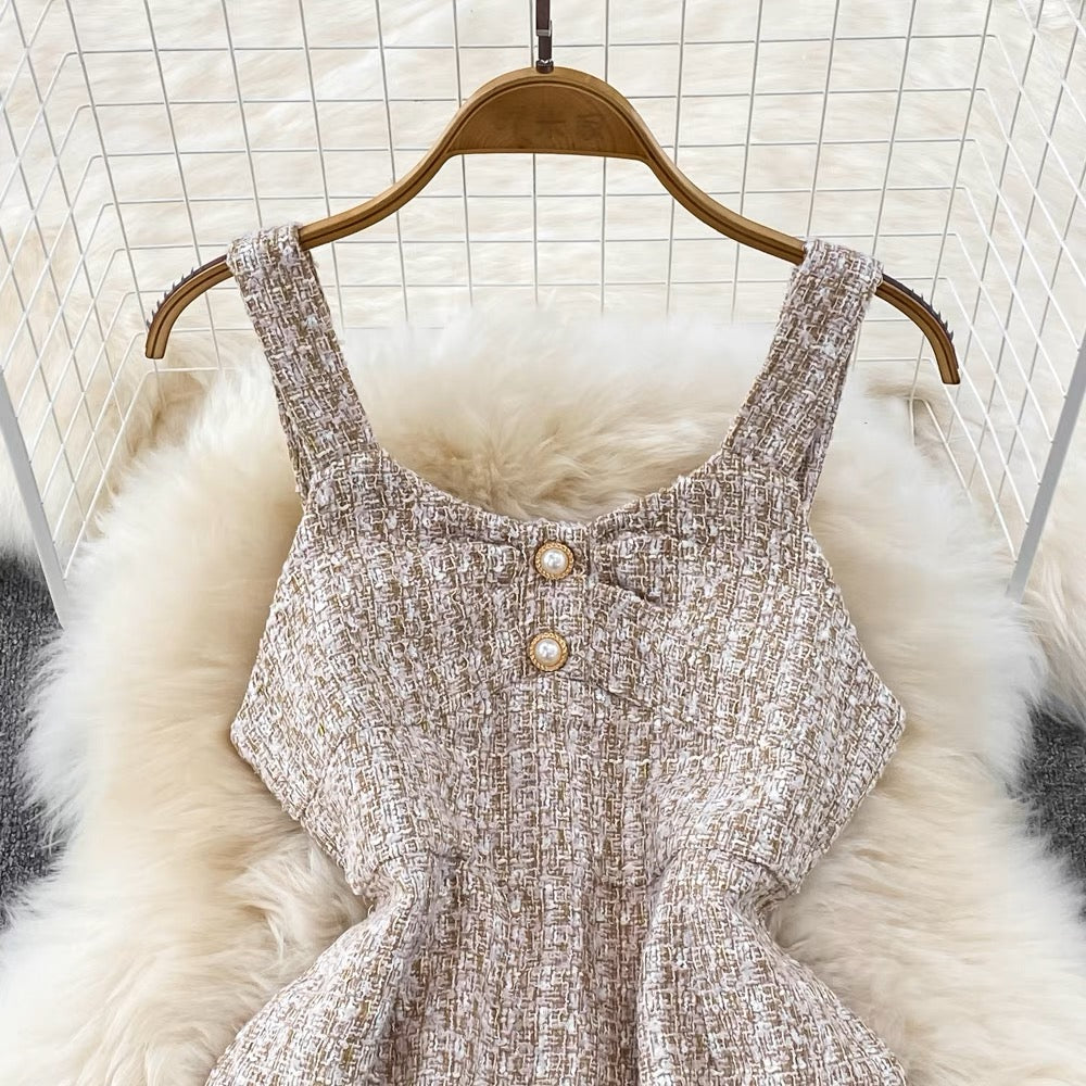 Age-reducing sweet suspender skirt 2023 autumn and winter small fragrance style waist slimming sleeveless tweed a-line dress