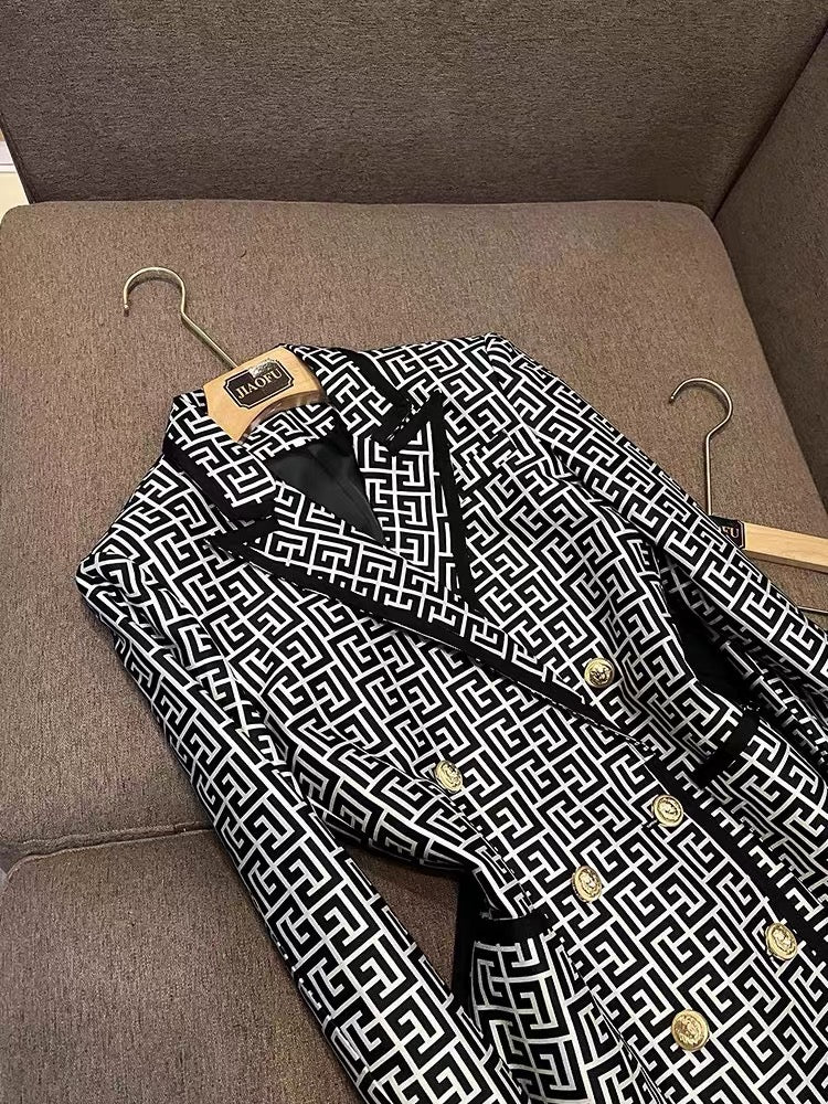 2023 European and American personalized maze graphic jacquard webbing trim double-breasted mid-length suit jacket (B7916)