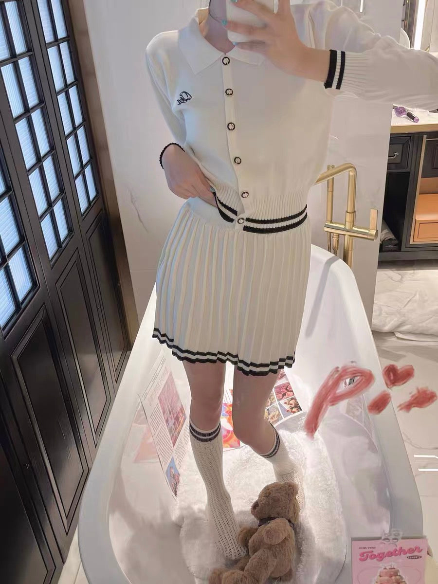 Xiaoxiangfeng high-end two-piece set for women autumn knitted cardigan with pleated skirt college style hot girl suit
