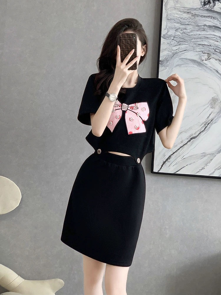 Complete set with age-reducing suit skirt, playful and lively, casual sports t-shirt dress for small people, two-piece summer suit for women