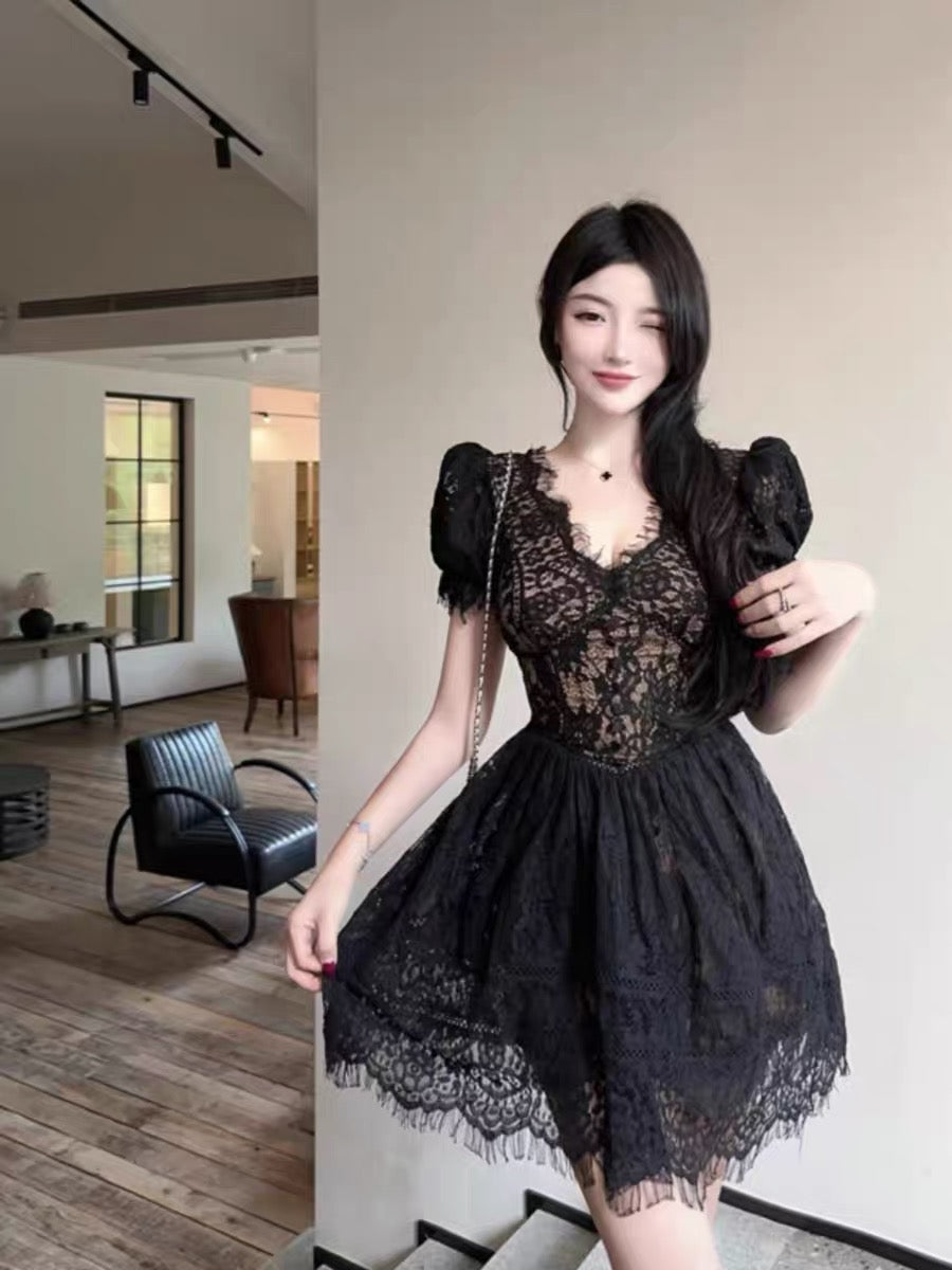 French Palace Retro Puff Short Sleeve Lace High Waist Skirt 2023 Pure Desire Sexy V Neck A-Line Skirt Puff Dress