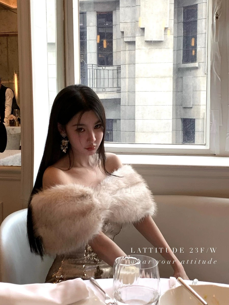 LATTITUDE/Yang Xiaolu birthday dress off-shoulder eco-friendly fur collar removable tube top color-changing sequin dress