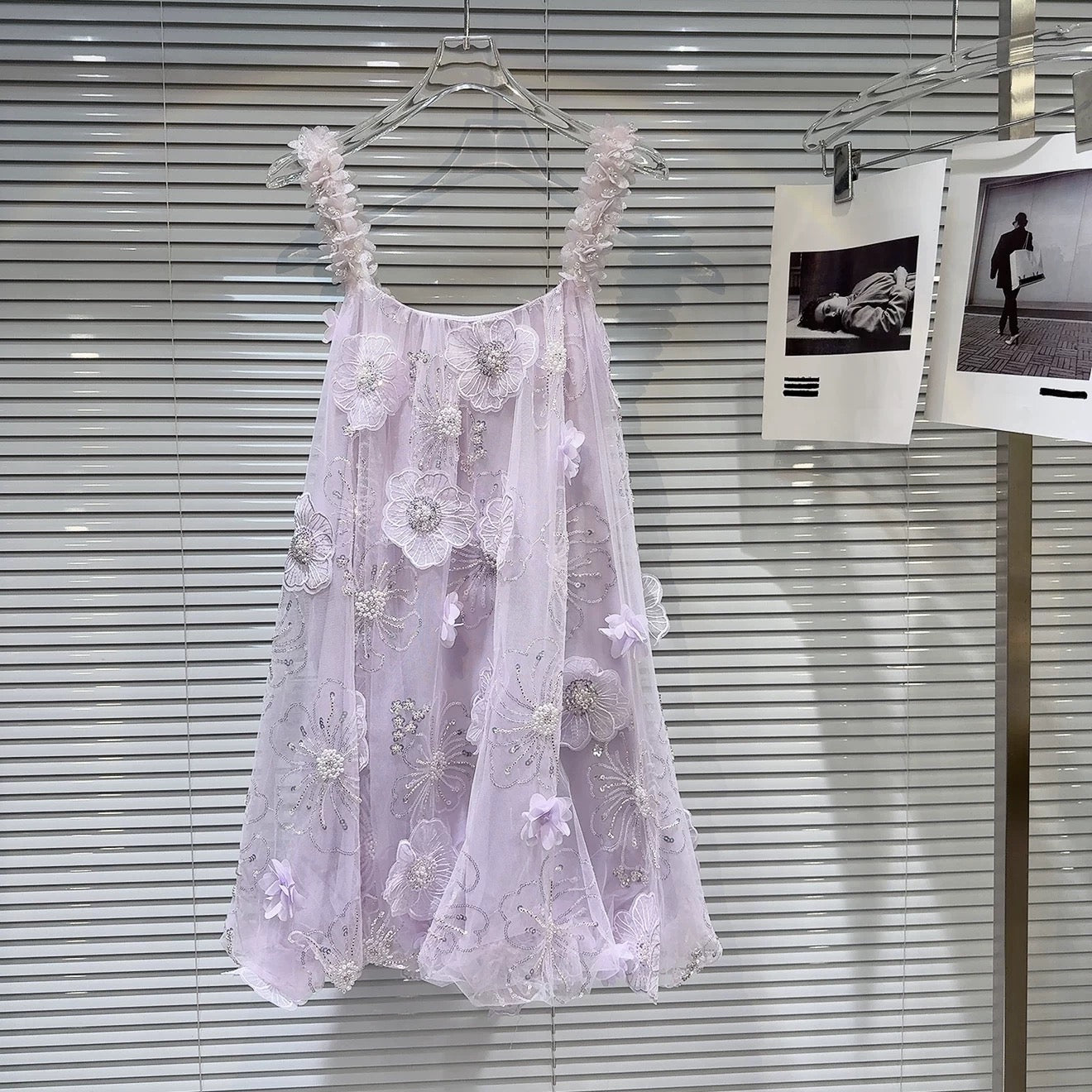 Internet celebrity style 2025 summer new style sweet small fragrance style sequin embroidered flower fluffy mesh outer lining dress