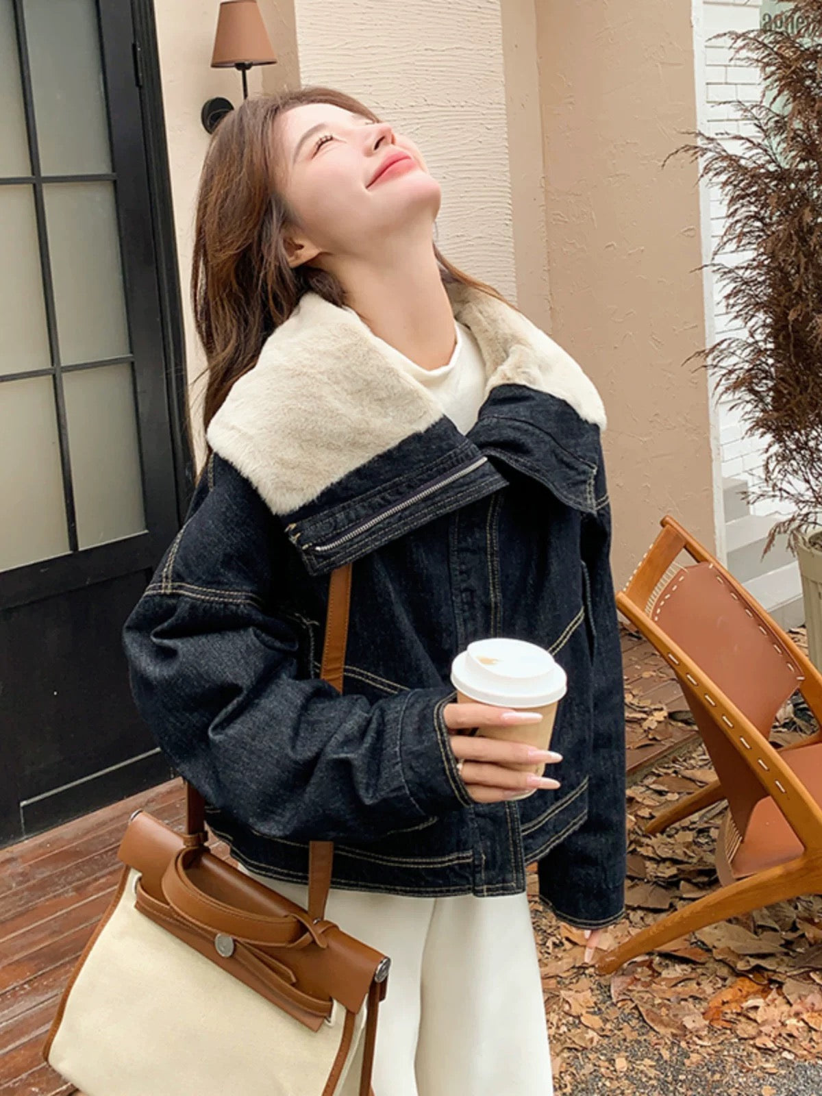 High-end and super good-looking casual large lapel denim jacket for women 2024 winter new fashion plus velvet warm jacket