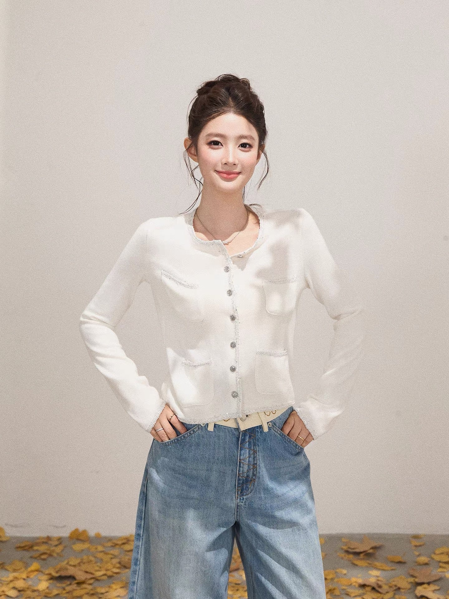 Xie Bu Rou French style fine flash patchwork interface pocket sequined sweater women's autumn Xiao Chanel style slim all-match cardigan top