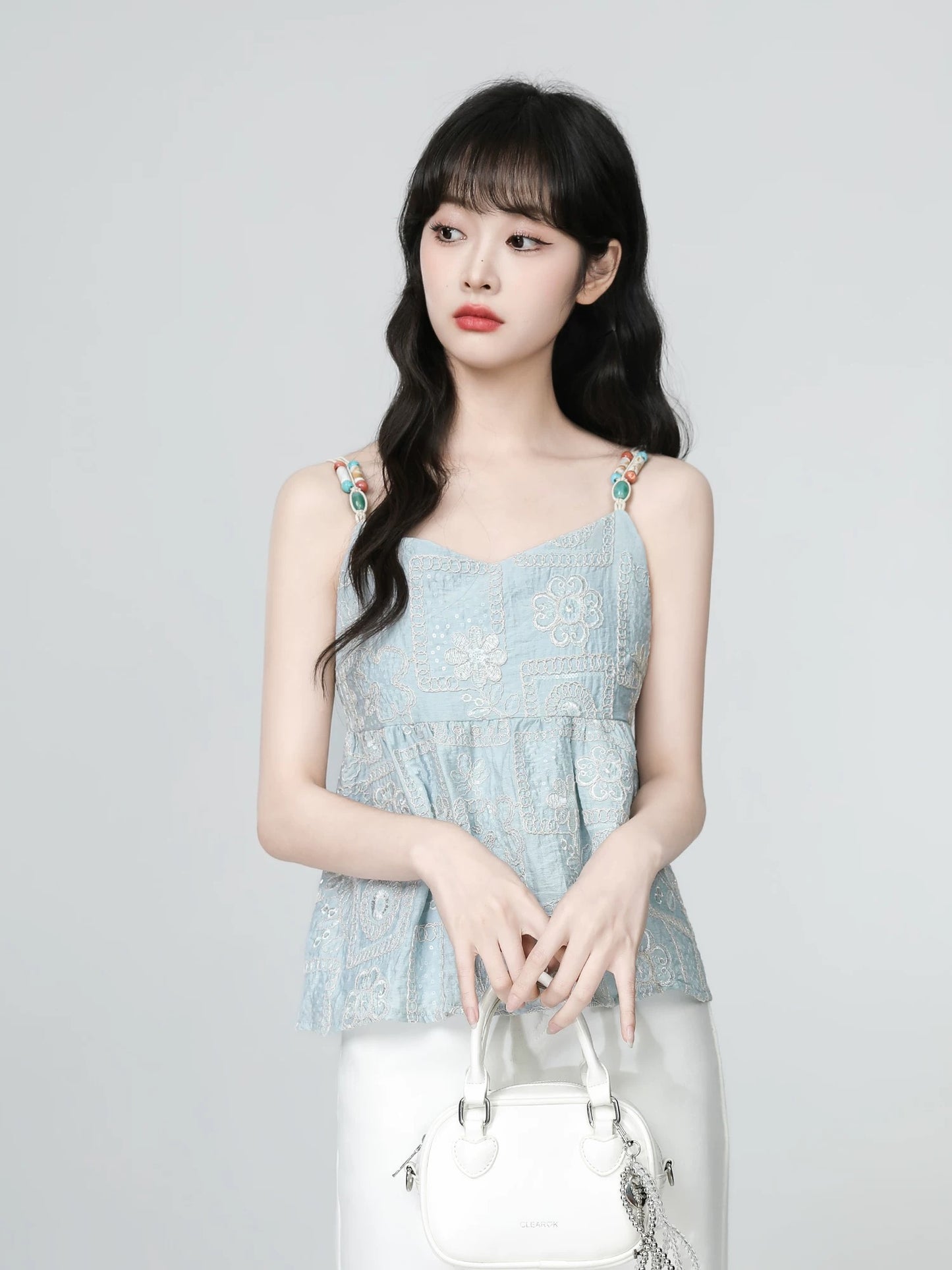 French blue embroidered camisole for women summer 2025 new style design waist sleeveless outerwear short top