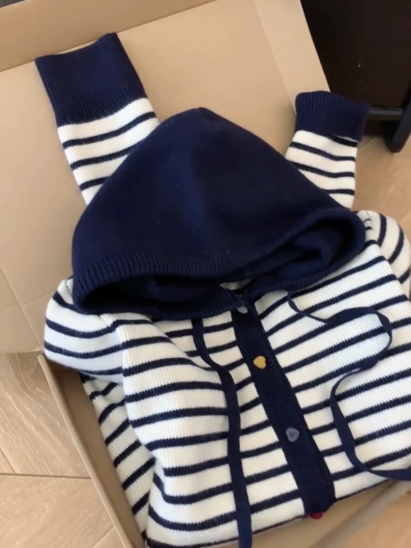 Lazy style striped contrast color long-sleeved knitted cardigan women's spring and autumn 2025 autumn new fashion loose sweater jacket