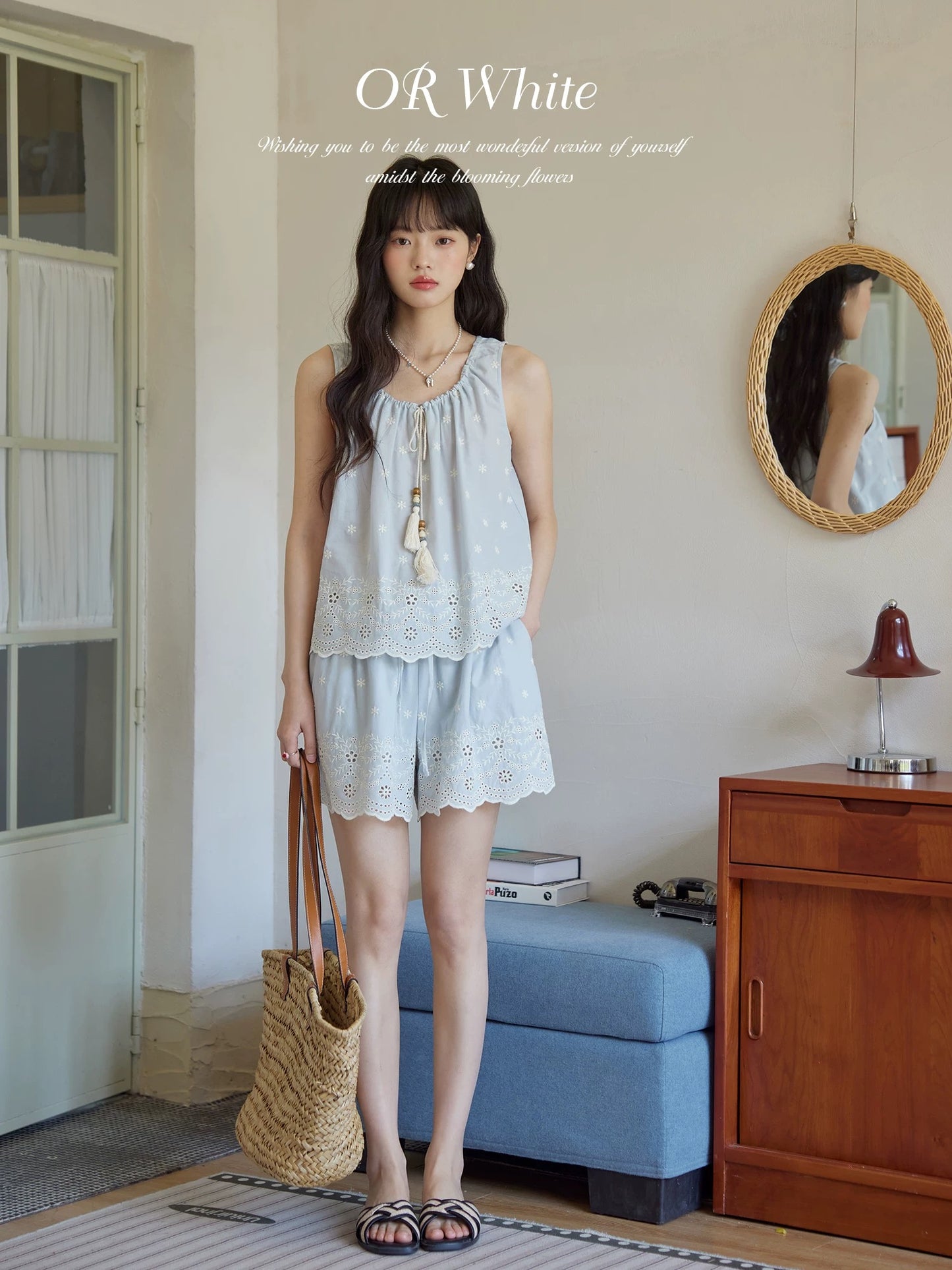 ORWhite French embroidered vest shorts suit for women in summer with striped design for small height-enhancing two-piece suit