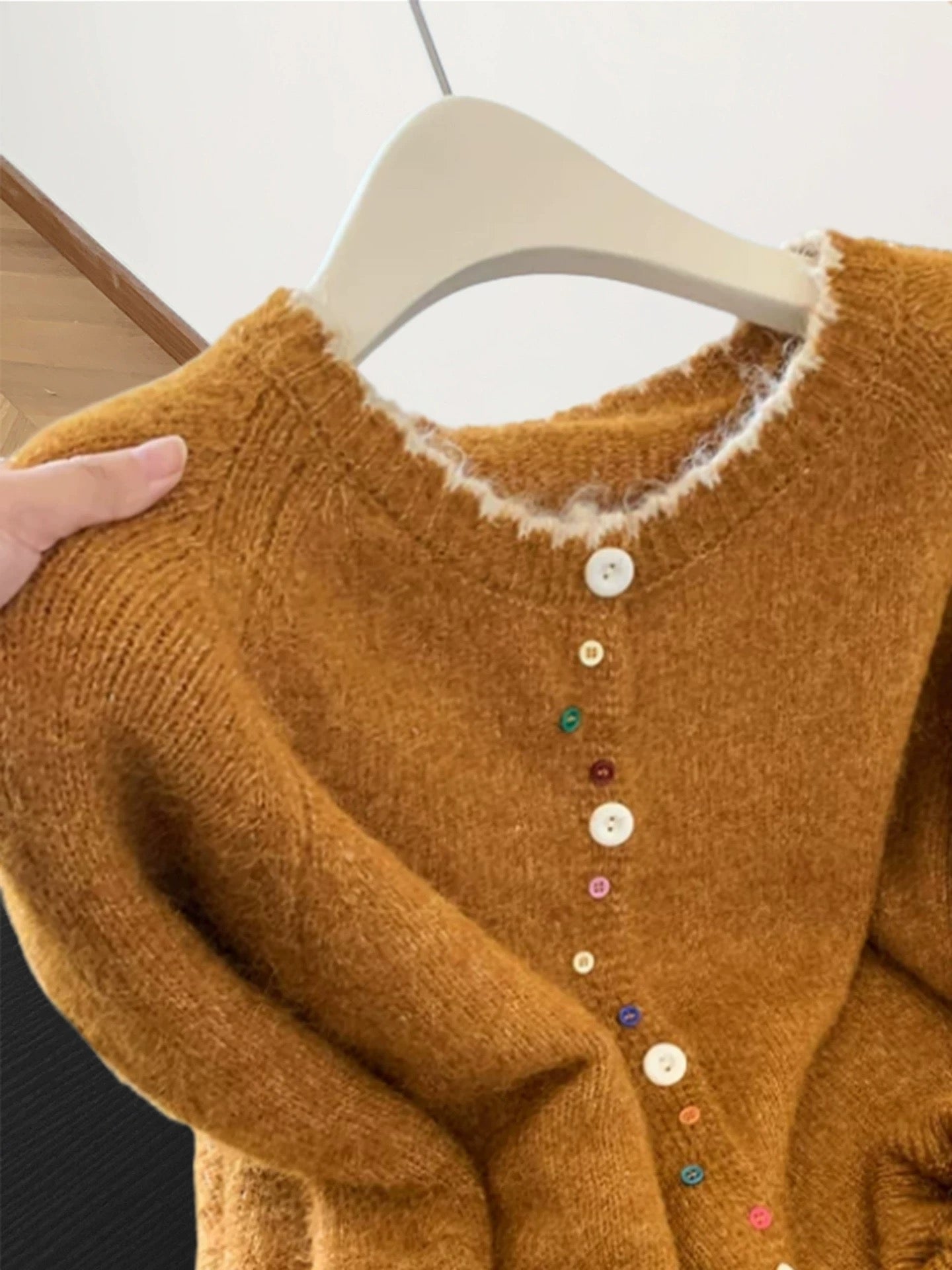 Korean retro design colorful button sweater jacket women autumn and winter lazy soft contrast color knitted cardigan top