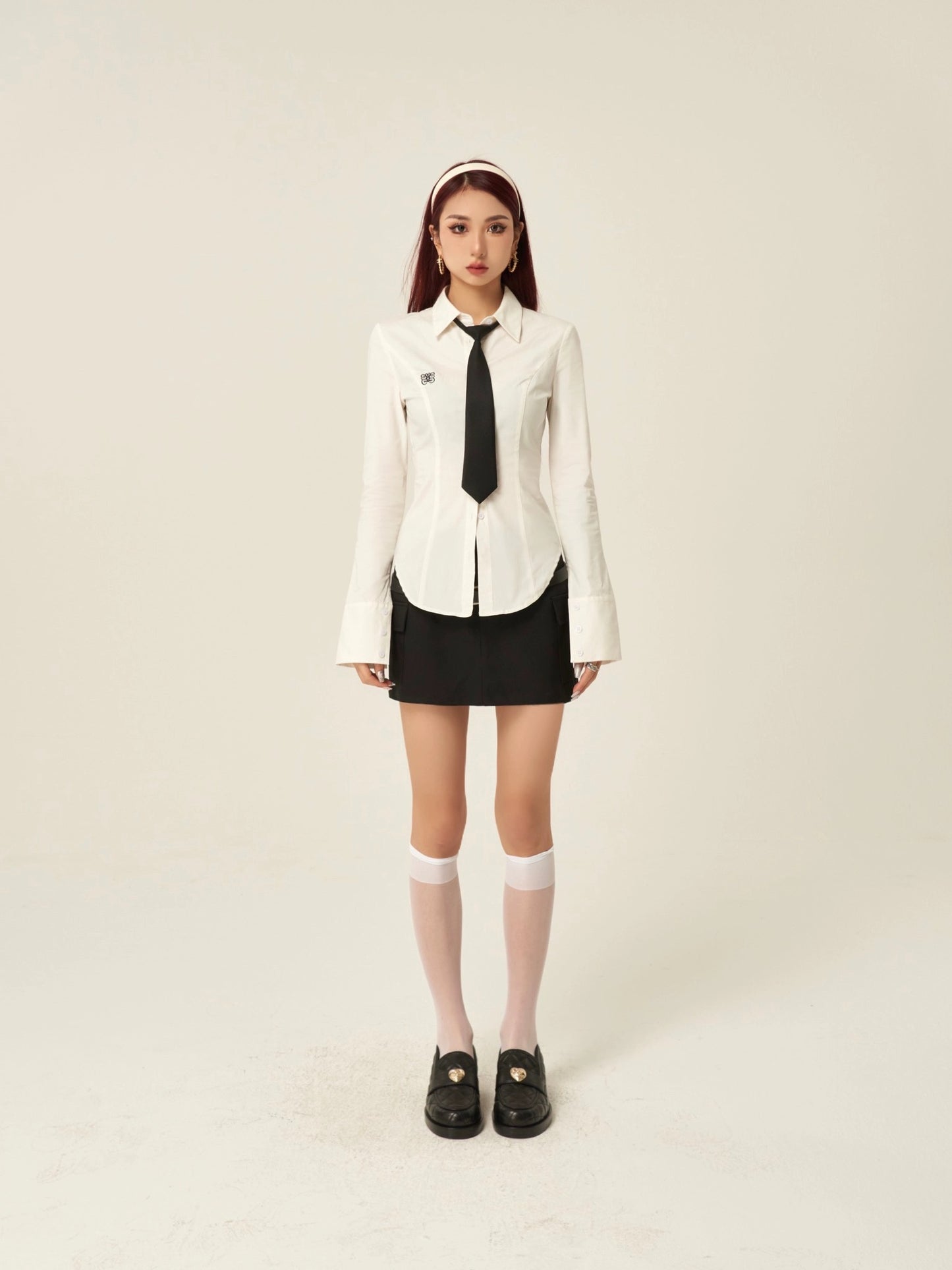 Wild zero white blue long-sleeved shirt for women spring college style hot girl niche slim waist slim right shoulder top