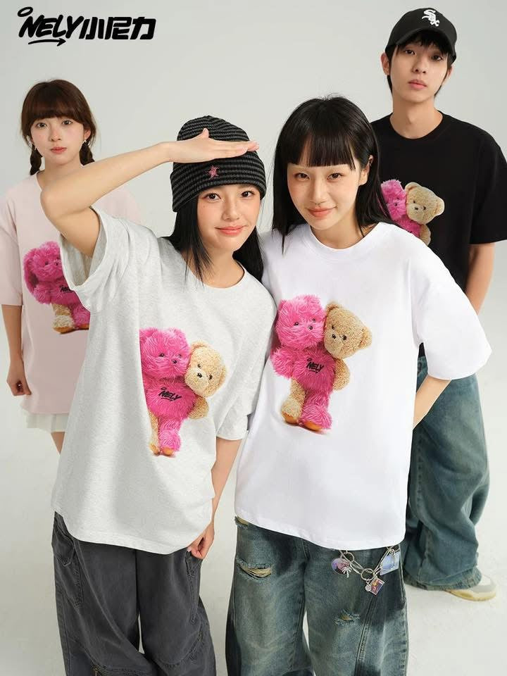 Cartoon bear short-sleeved t-shirt, unisex, summer youth trendy loose couple t-shirt, versatile and fashionable short-sleeved top.