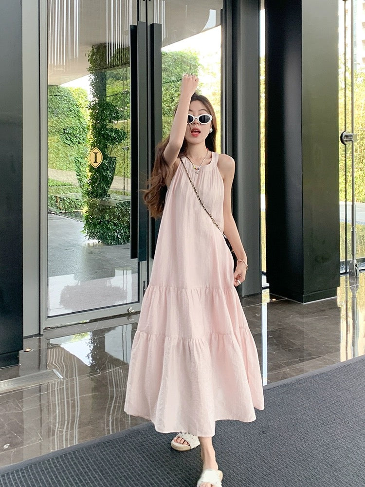 Zeng Xiaoxian Sweetie Mary Seaside Resort Style Halter Dress Women's New Small Loose Slim Long Dress