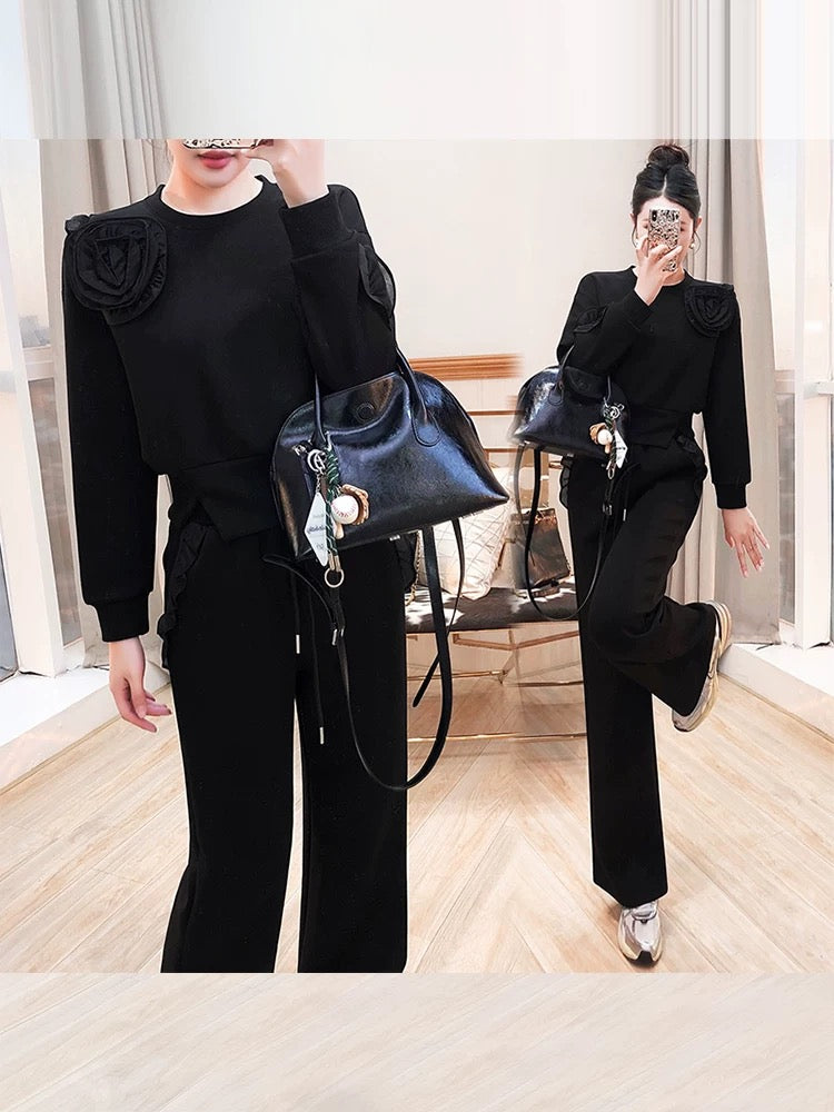 Pants and tops match a complete set of women's clothing 2024 new autumn and winter two-piece set with temperament black sweatshirt inner set