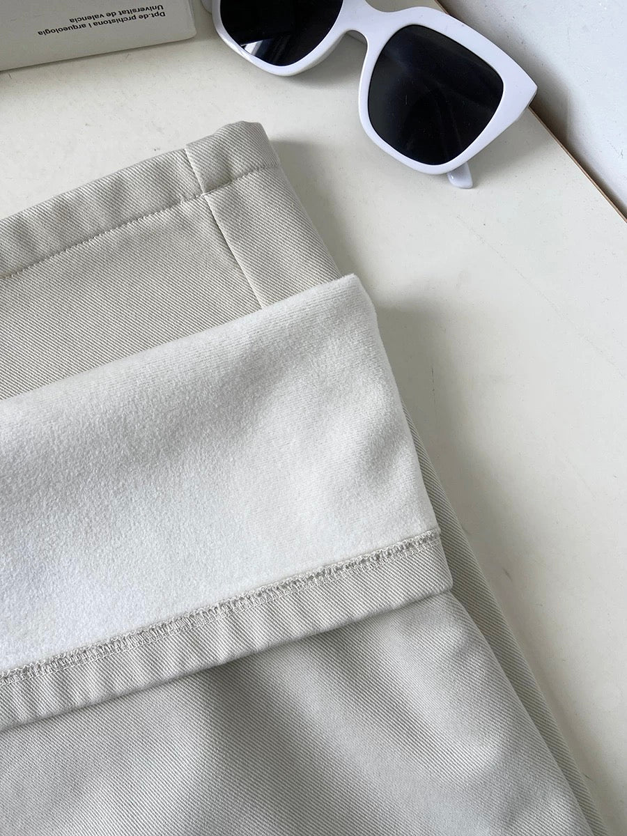 Women's high-waisted, fleece-lined, thickened denim wide-leg pants with belt, new winter style for 2025, Korean style, versatile, trendy outerwear.