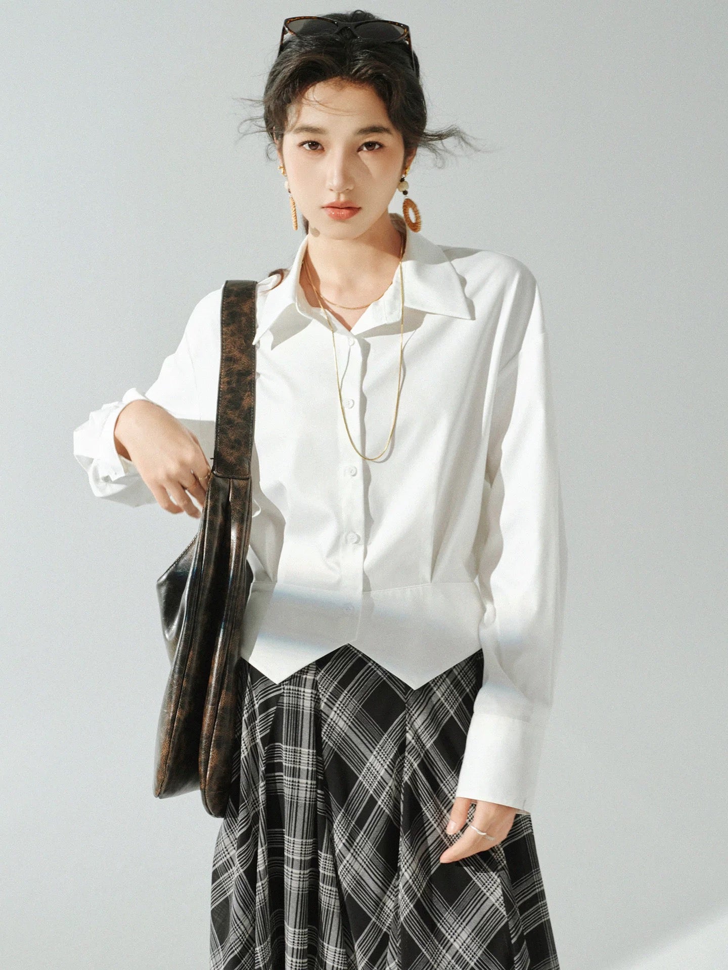 Sleepy Rabbit striped lapel slit shirt women's autumn casual slim temperament commuting loose layered long-sleeved top