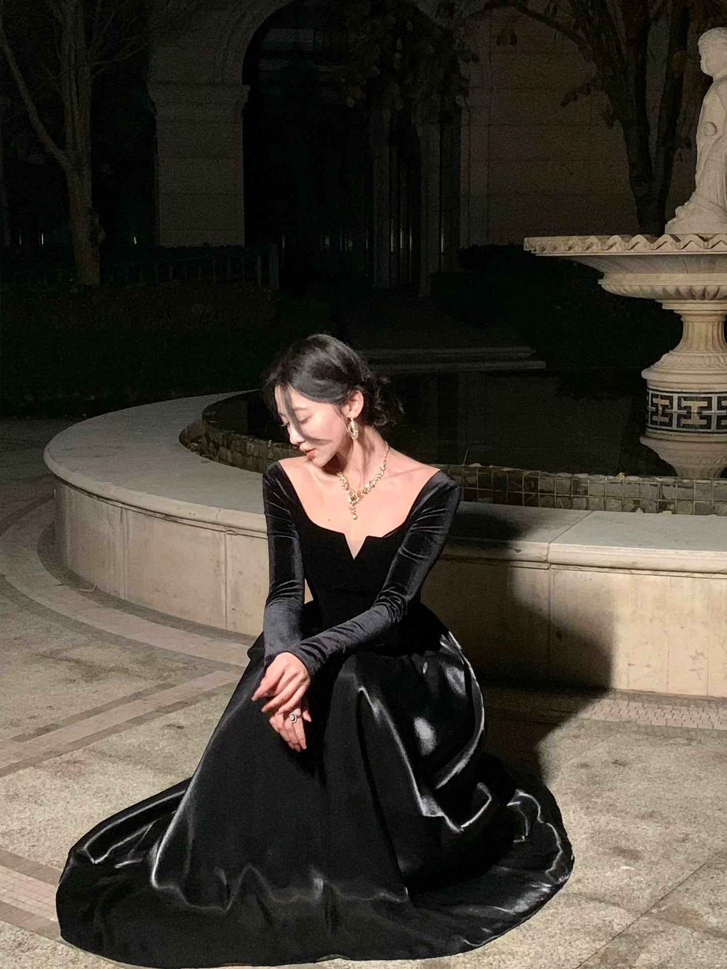 Nu Arno Black Hepburn Style Dress, High-End A-Line Elegant Long Dress, 2025 Winter New Arrival