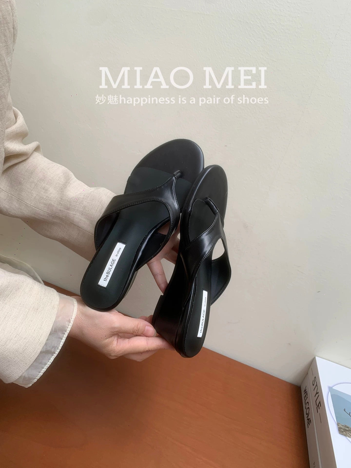 Sheepskin version! 5cm wedge heel flip-flops, perfect for summer 2026, French style women's sandals.