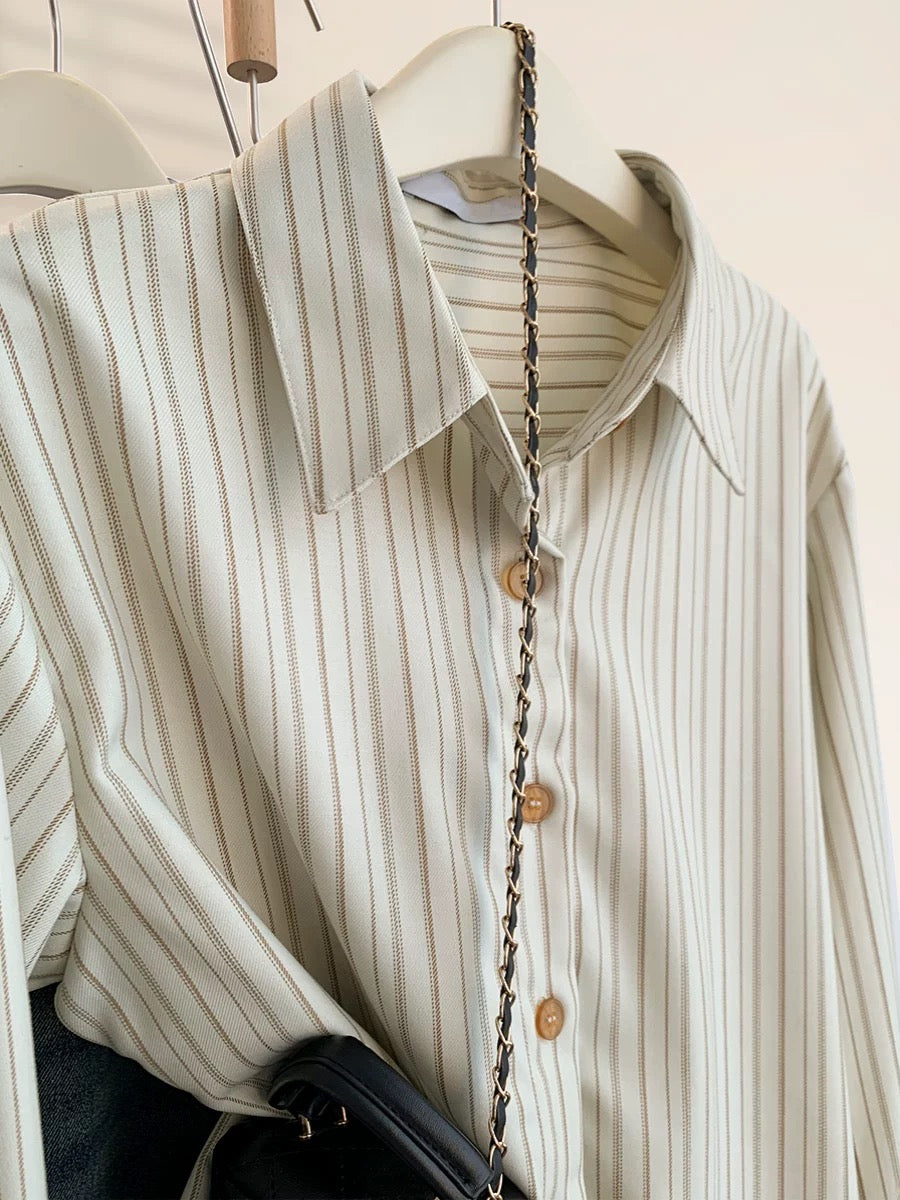 French beige striped shirt jacket for women in spring and autumn, small design, niche and chic, layered shirt tops