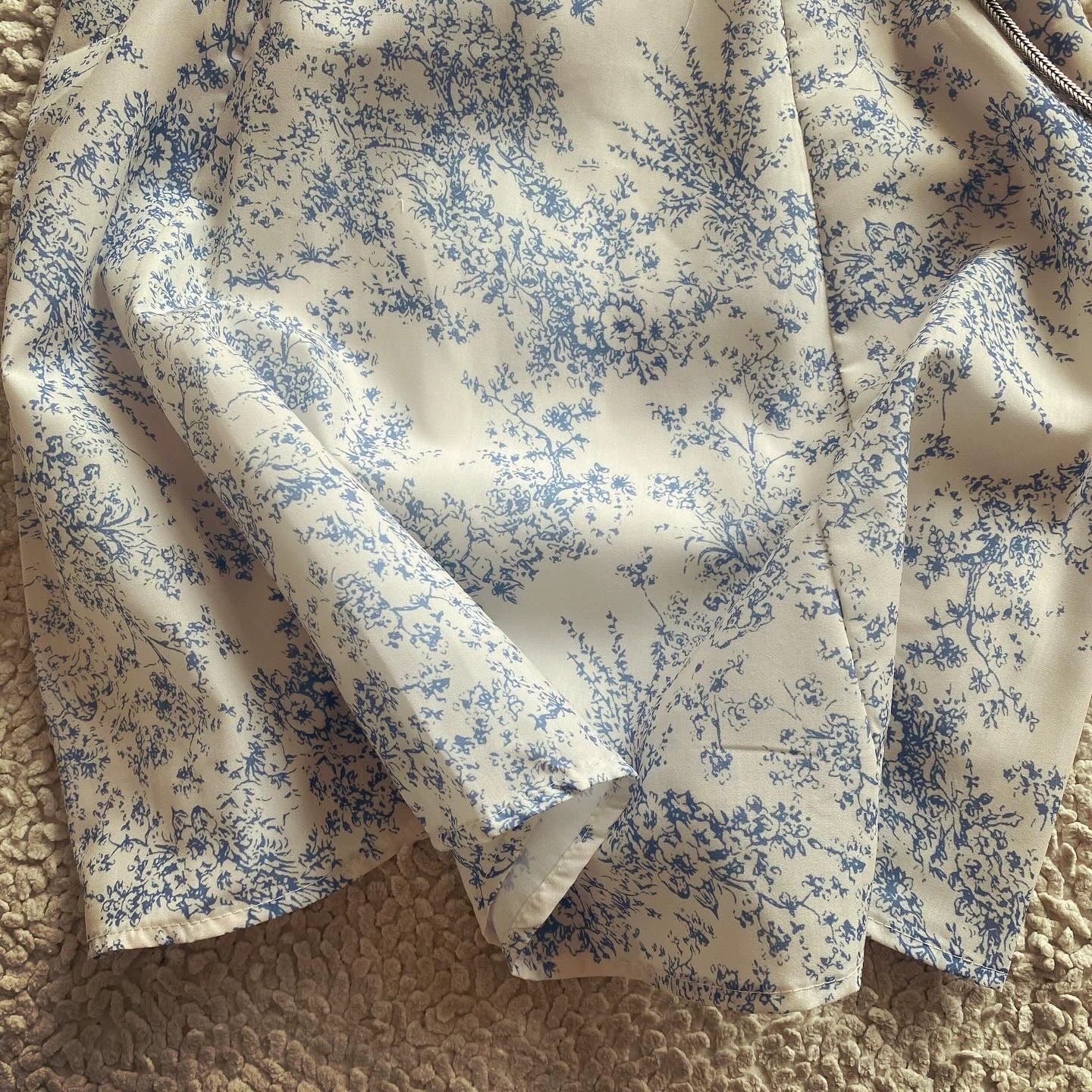 European and American style short dress with drawstring waist and blue and white porcelain print